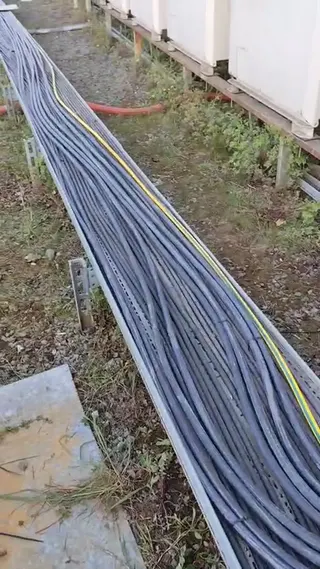Açık sahada kablo tavasında ADP besleme kabloları